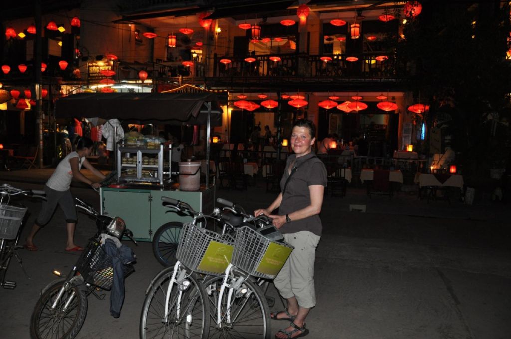 <i><b>Hoi An-029</b></i>